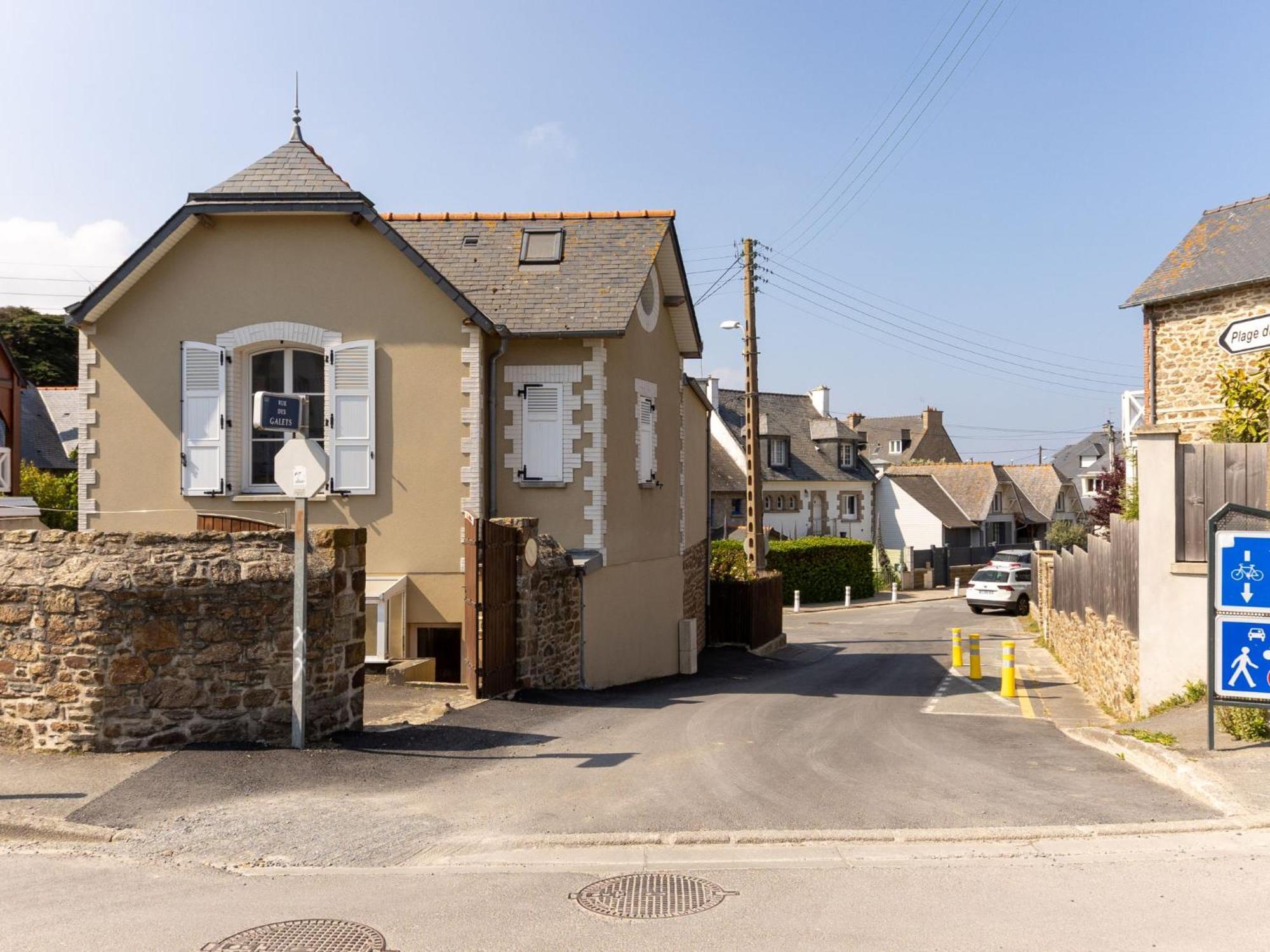 L'eglantine By Interhome Saint-Malo